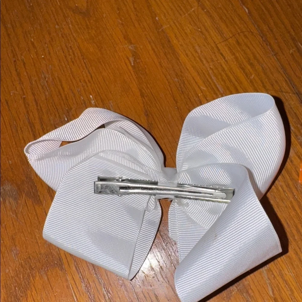 Elegant White Hair Bow big jojo siwa